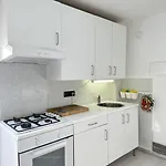 Casa Host