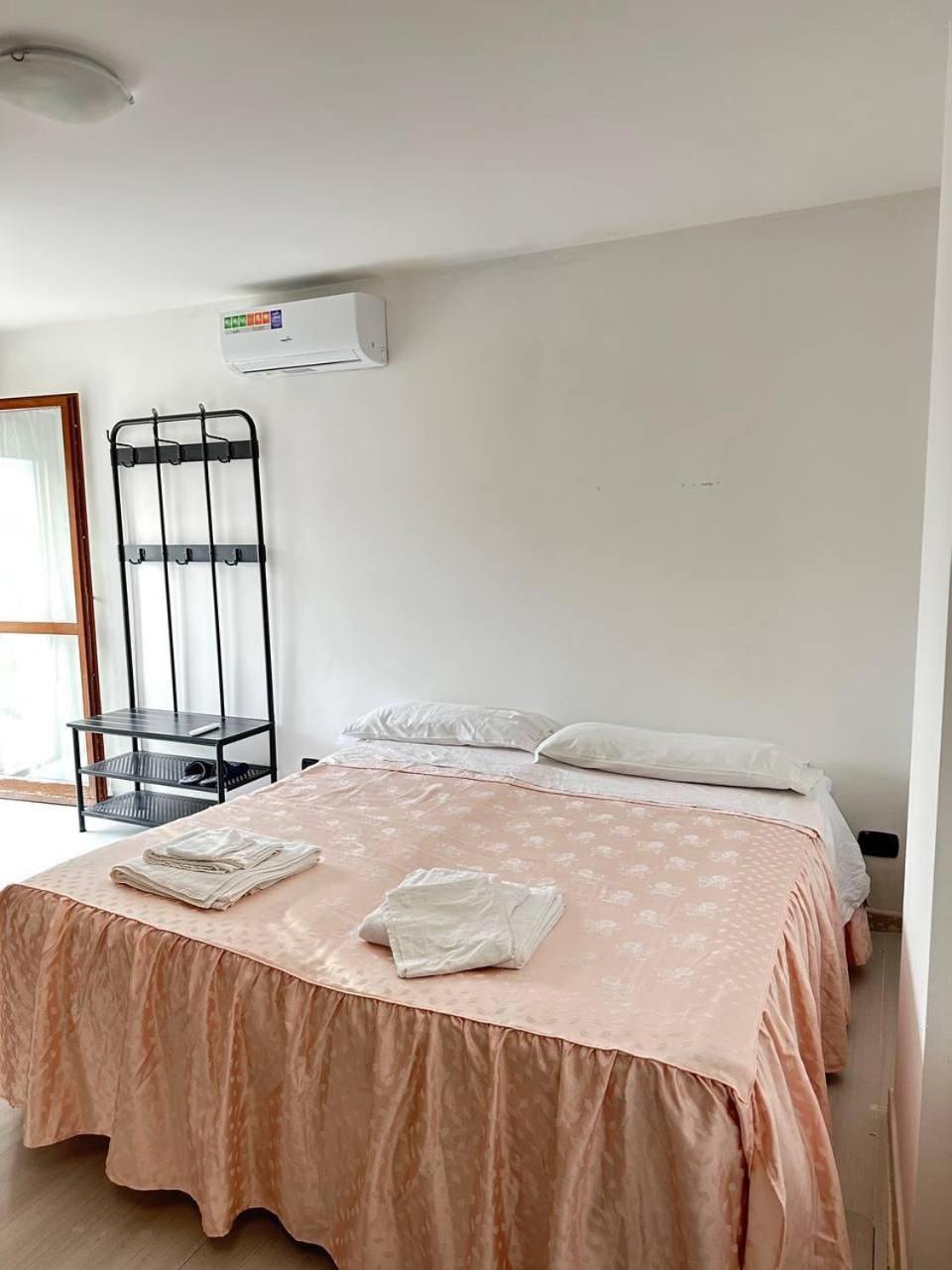 Casa Host Rom