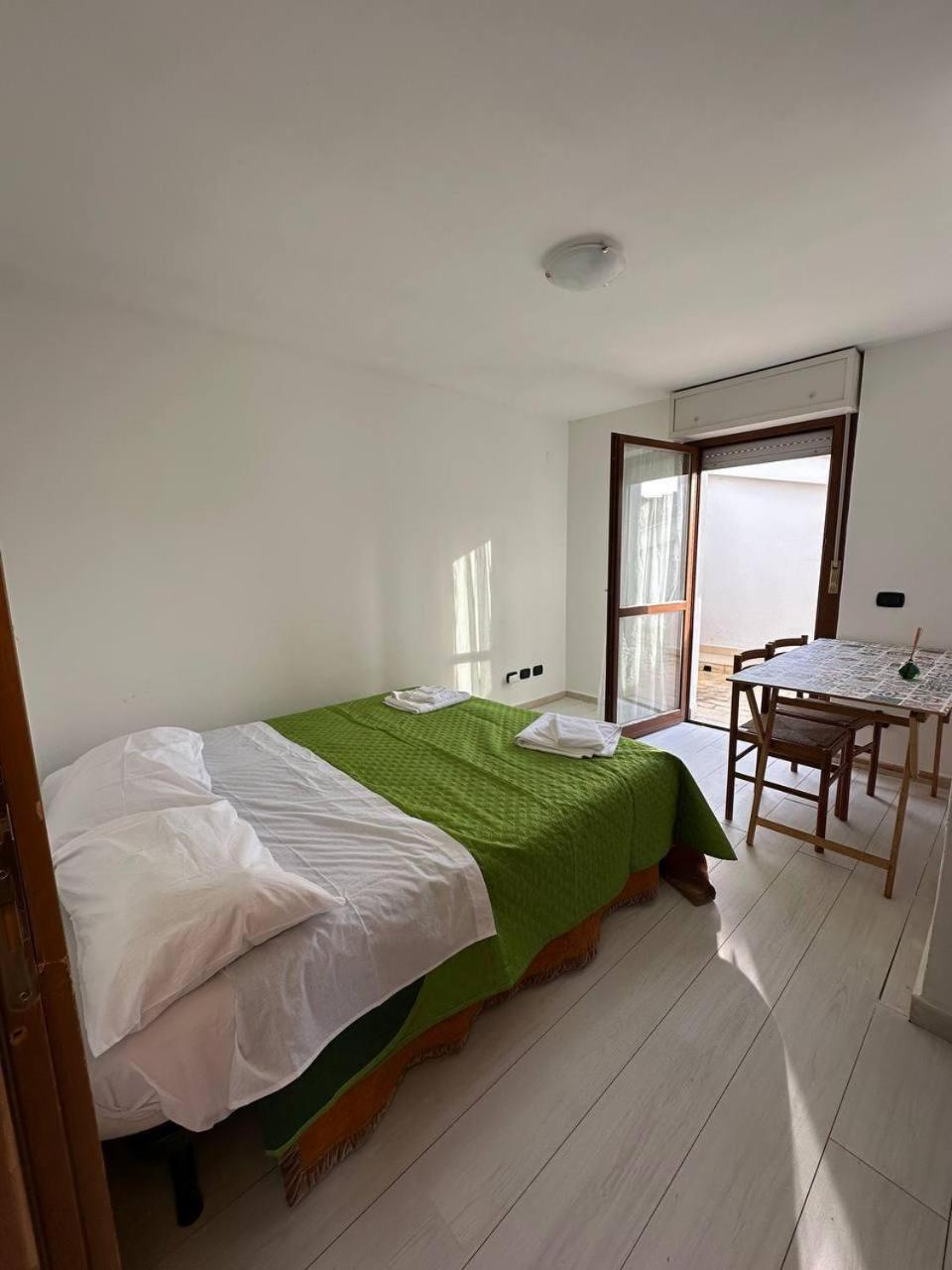 Casa Host Apartment Rom